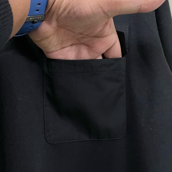 H&M AUTHENTIC BLACK STREET-STYLE CREWNECK SWEATSHIRT FOR MEN’S & WOMEN’S - Picture 4 of 7